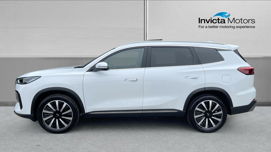 Chery Tiggo 8 Summit White #6