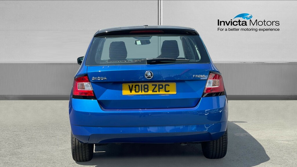 Skoda Fabia Hatchback VO18ZPC Blue #4