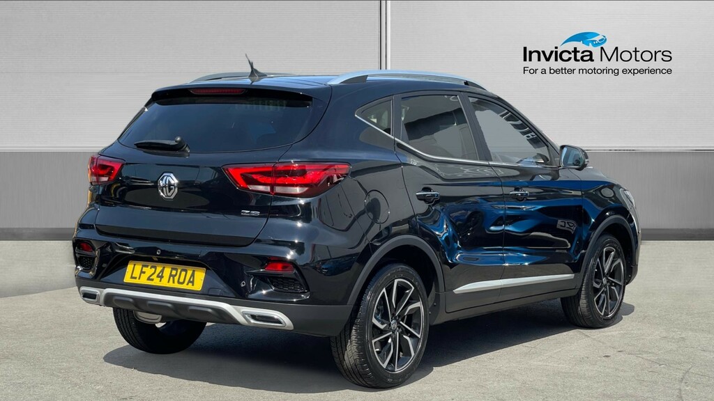 MG ZS Exclusive Black #3