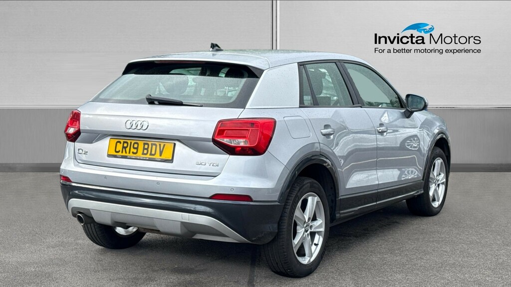 Audi Q2 Sport Silver #3