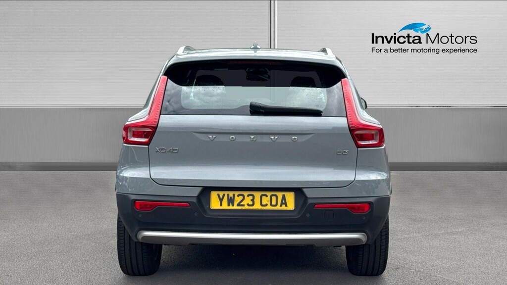 Volvo XC40 Core Grey #4