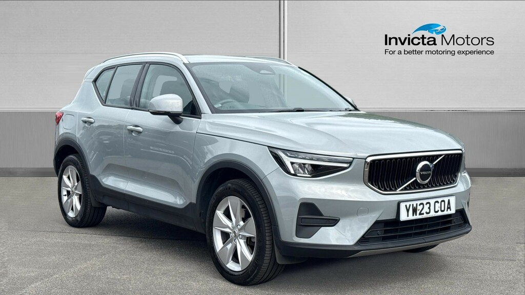 Volvo XC40 Core Grey