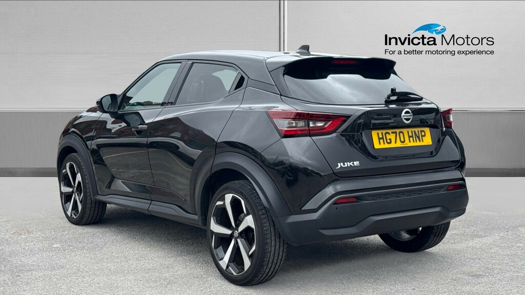 Nissan Juke Tekna Black #5