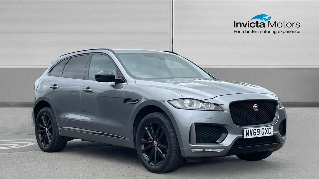 Jaguar F-Pace Chequered Flag Grey