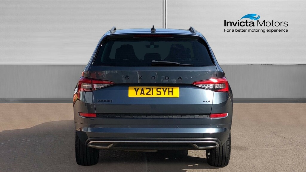 Skoda Kodiaq Sport Line 4X4 Grey #4