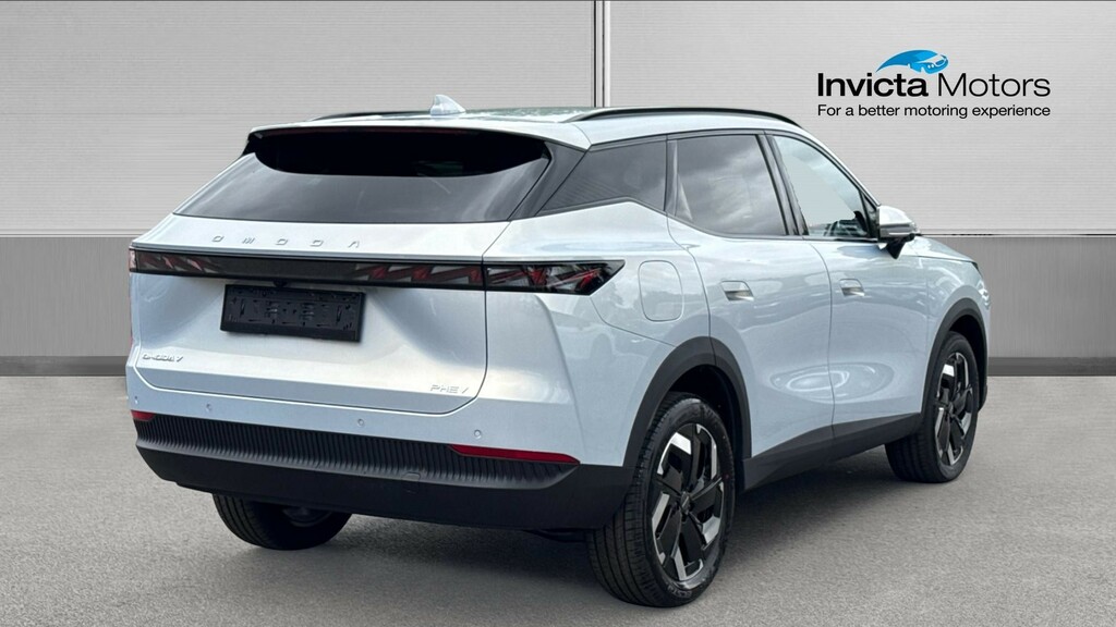 Omoda 7 Shs Plug-in Hybrid Knight Silver #3