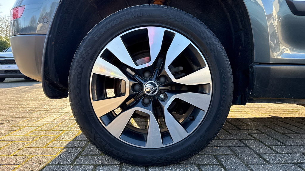 Skoda Yeti 2.0 Tdi Cr 150 Se L 4X4 Grey #19