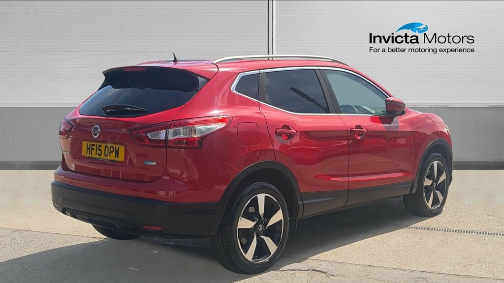 Nissan Qashqai N-tec Red #3