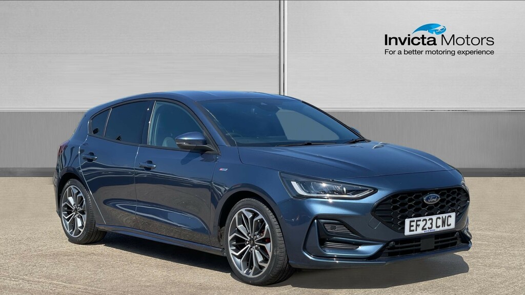 Ford Focus St-line X Blue