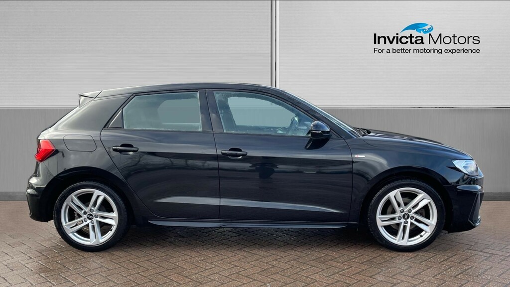 Audi A1 S Line Black #2