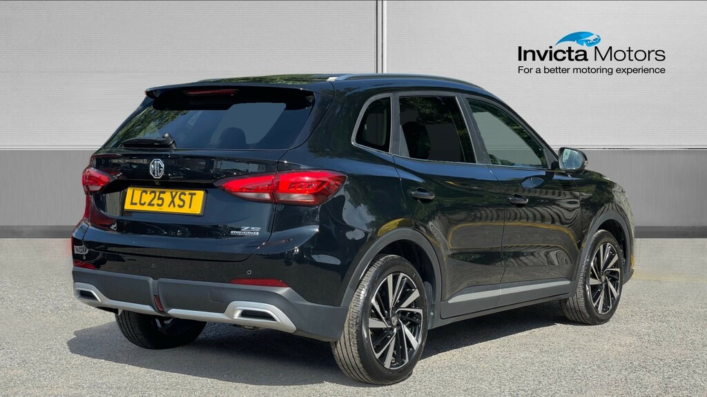 MG ZS Trophy LC25XST Black #3