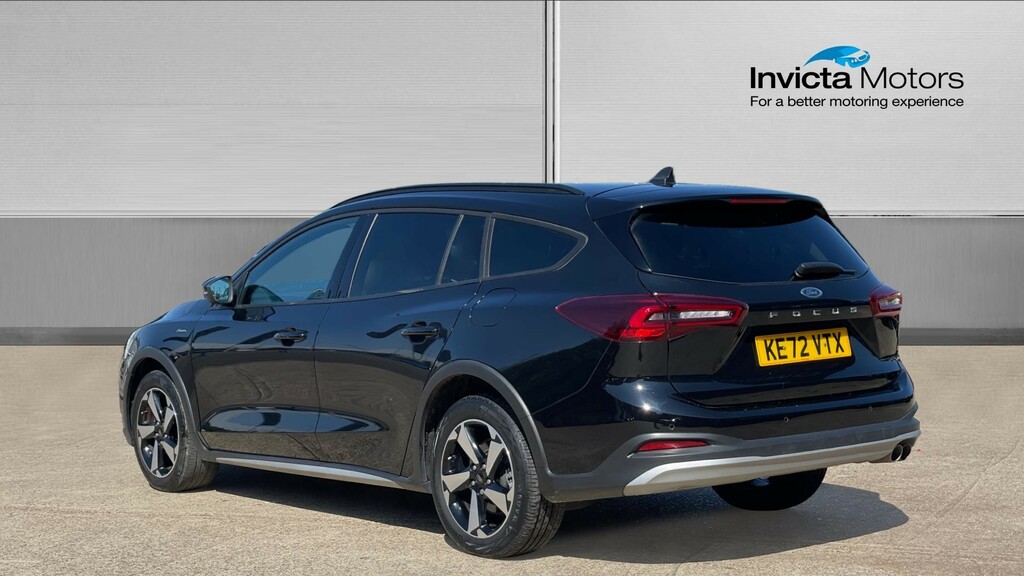 Ford Focus Active Black #5