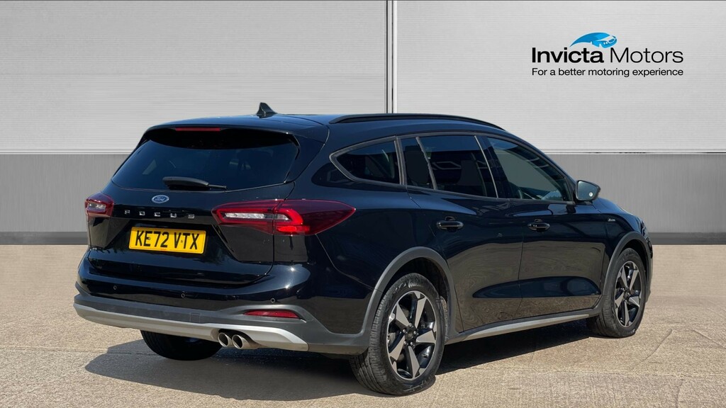 Ford Focus Active Black #3