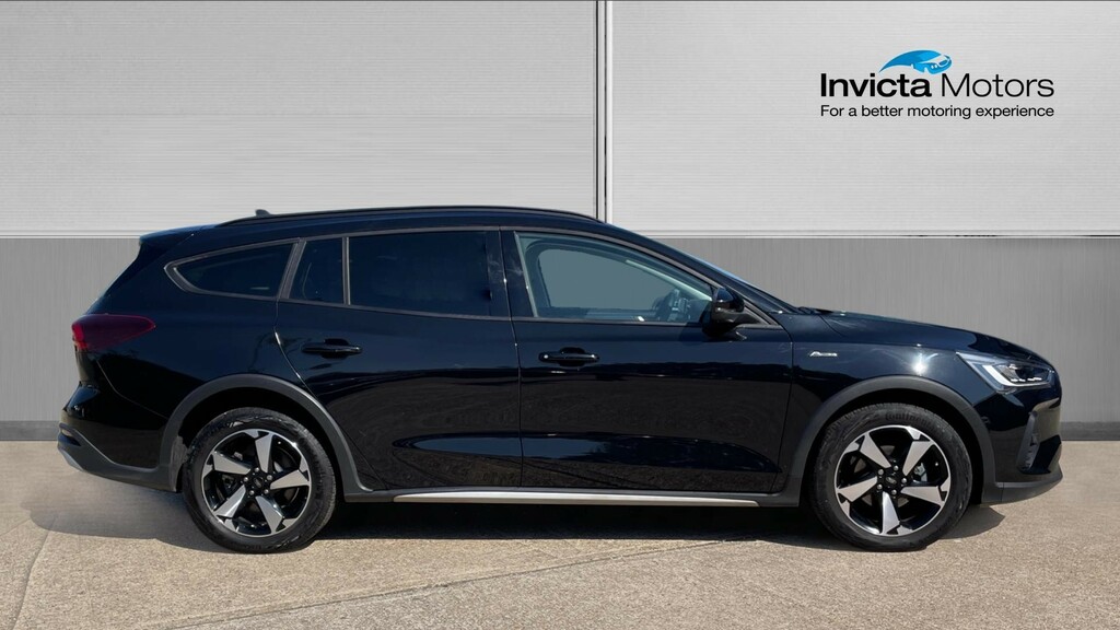 Ford Focus Active Black #2