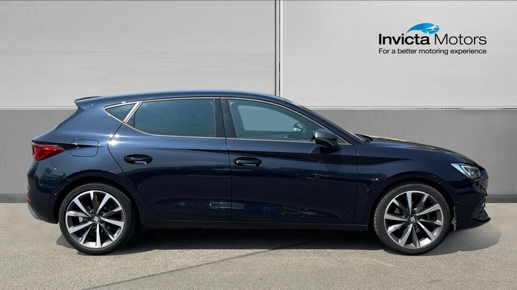 Seat Leon Fr Sport YF22UHK Blue #2