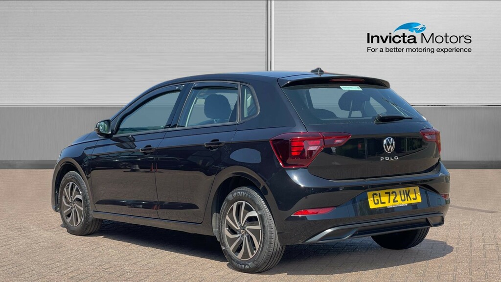 Volkswagen Polo Life Black #5