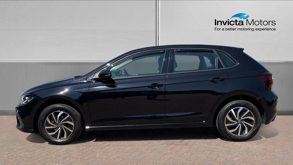 Volkswagen Polo Life Black #6