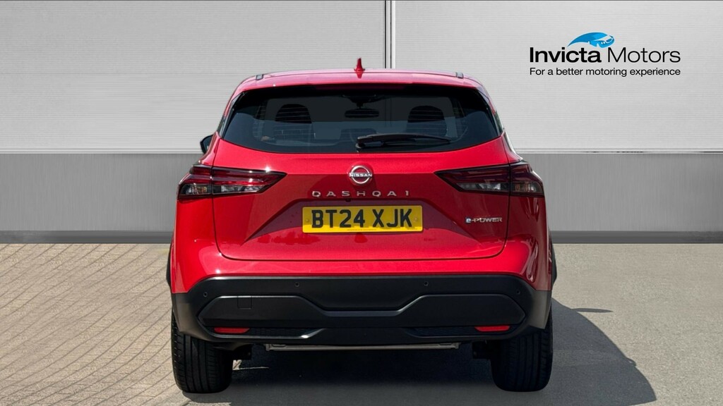 Nissan Qashqai Acenta Premium BT24XJK Red #4