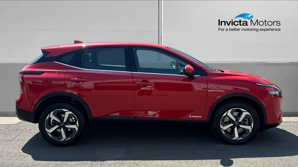 Nissan Qashqai Acenta Premium BT24XJK Red #2