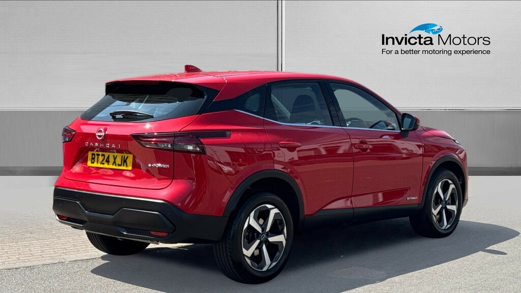 Nissan Qashqai Acenta Premium BT24XJK Red #3