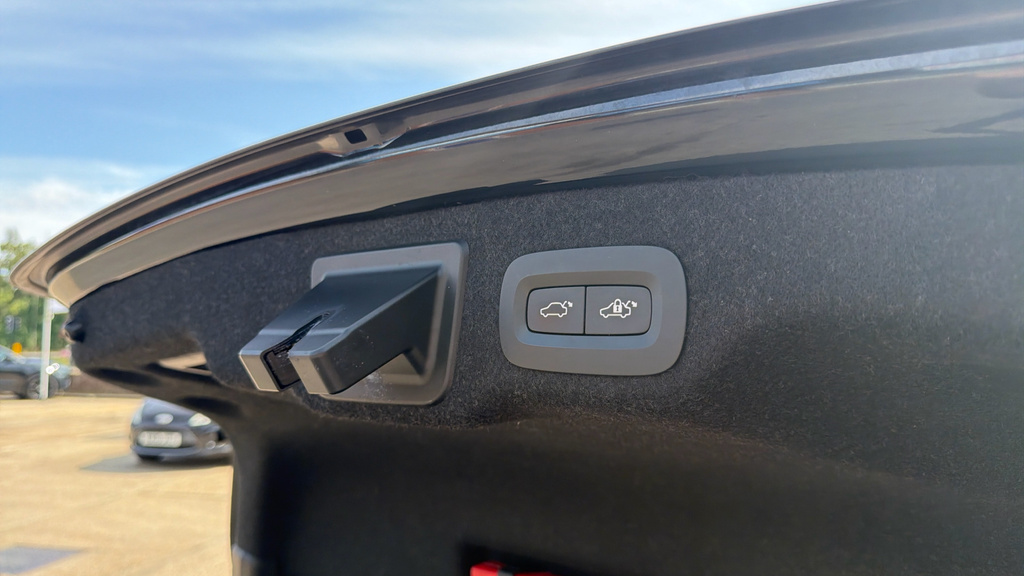 Volvo S90 2L Momentum Plus Blue #23