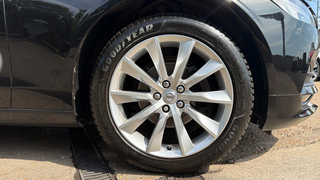 Volvo S90 2L Momentum Plus Blue #20