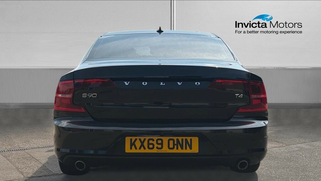 Volvo S90 Saloon Black #4