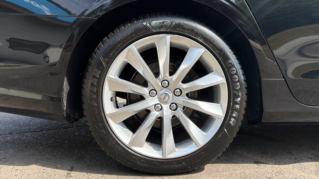 Volvo S90 2L Momentum Plus Blue #19