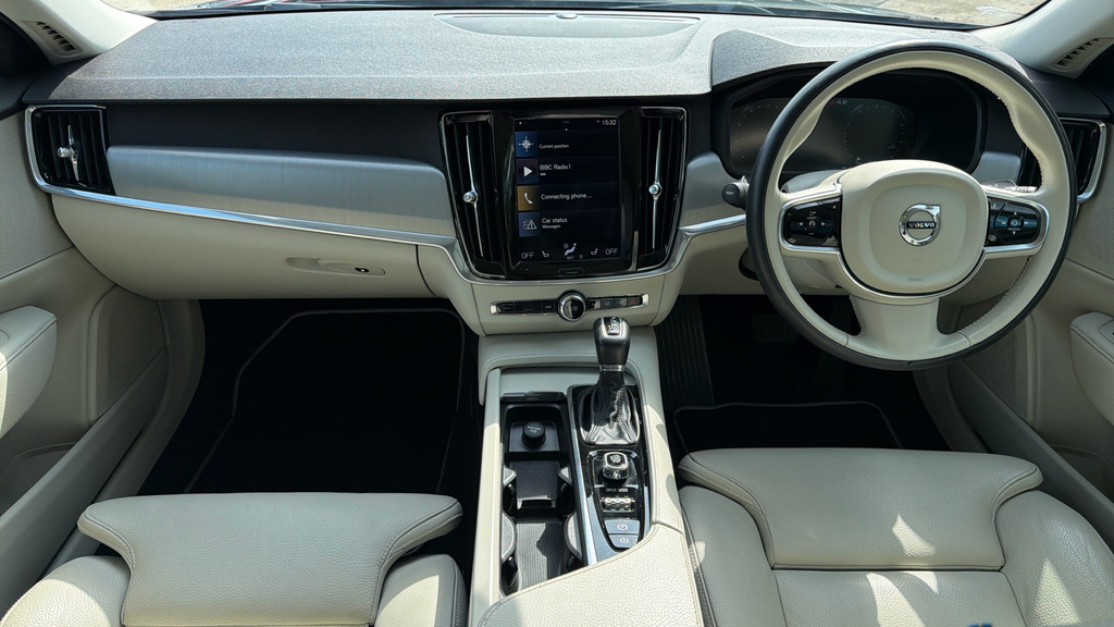 Volvo S90 2L Momentum Plus Blue #11