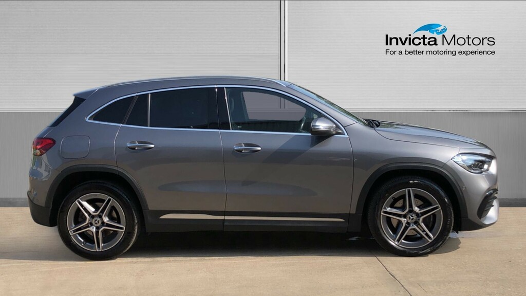Mercedes-Benz GLA Class Exclusive Edition Premium Plus Grey #2