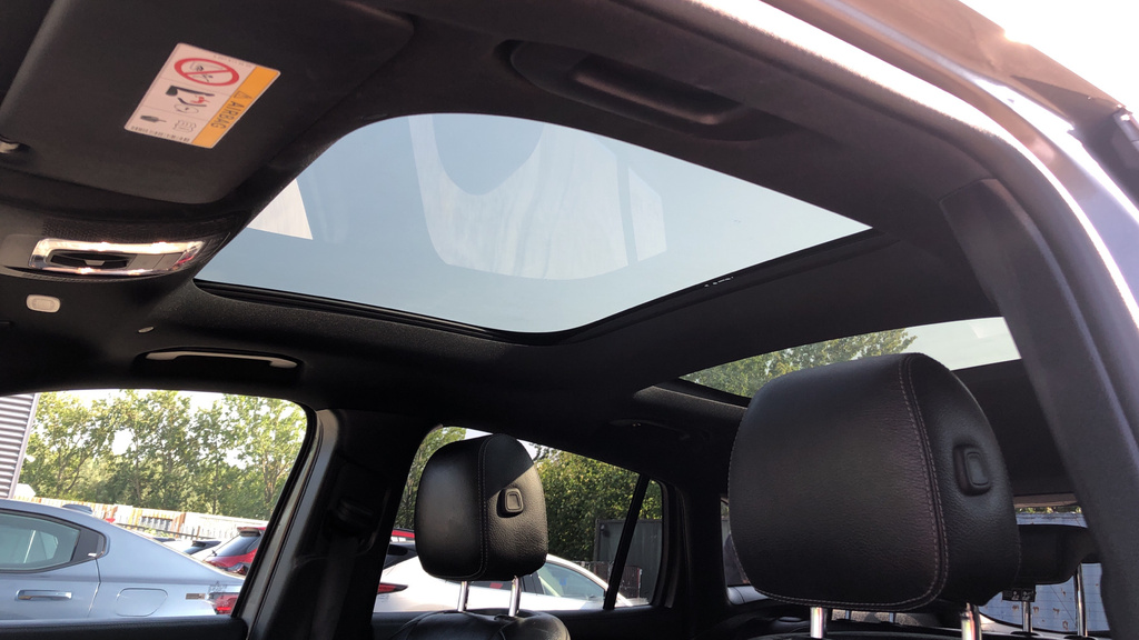 Mercedes-Benz GLA Class Suv Grey #36