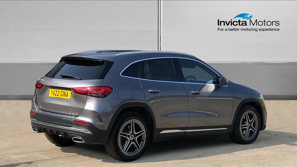 Mercedes-Benz GLA Class Exclusive Edition Premium Plus Grey #3