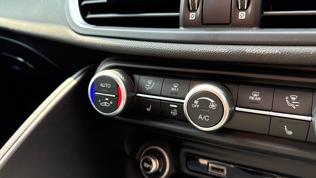 Alfa Romeo Giulia 2.0 Tb Sprint White #37