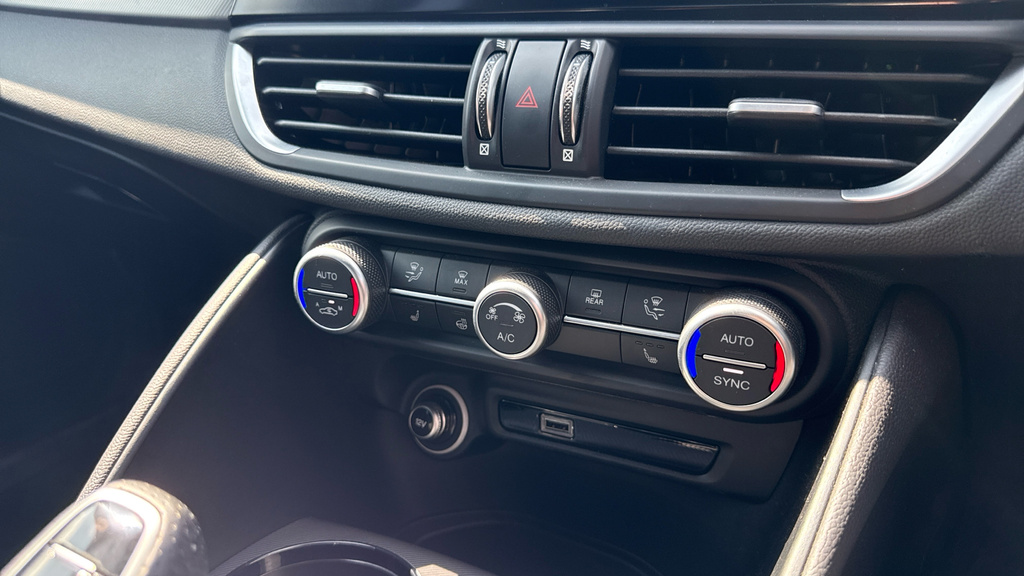 Alfa Romeo Giulia 2.0 Tb Sprint White #35