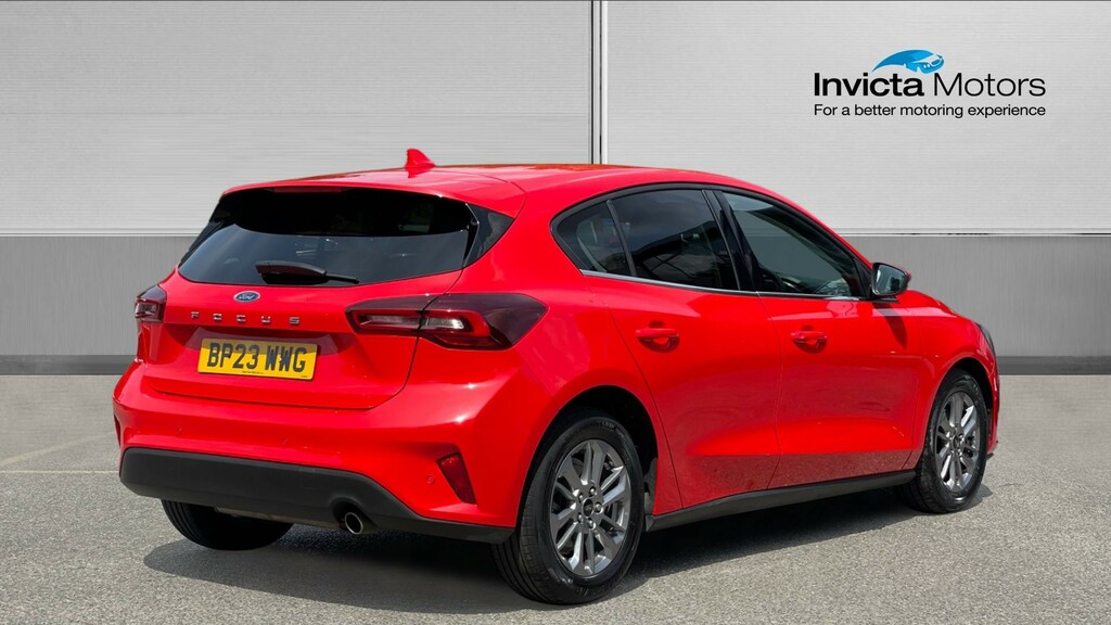 Ford Focus Titanium Red #3