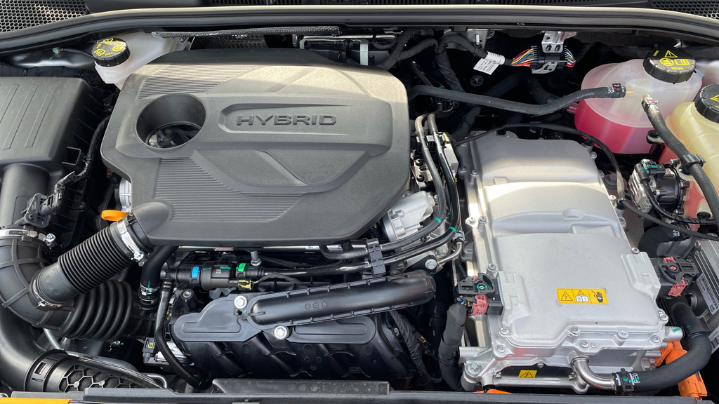MG MG3 1.5 Hybrid Trophy Silver #16