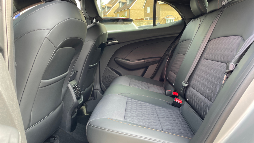 MG MG3 1.5 Hybrid Trophy Silver #14
