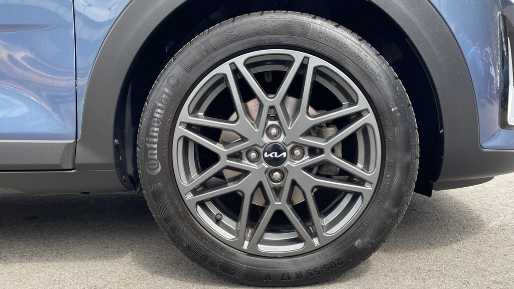 Kia Stonic 1.0T Gdi 98 2 Black #20