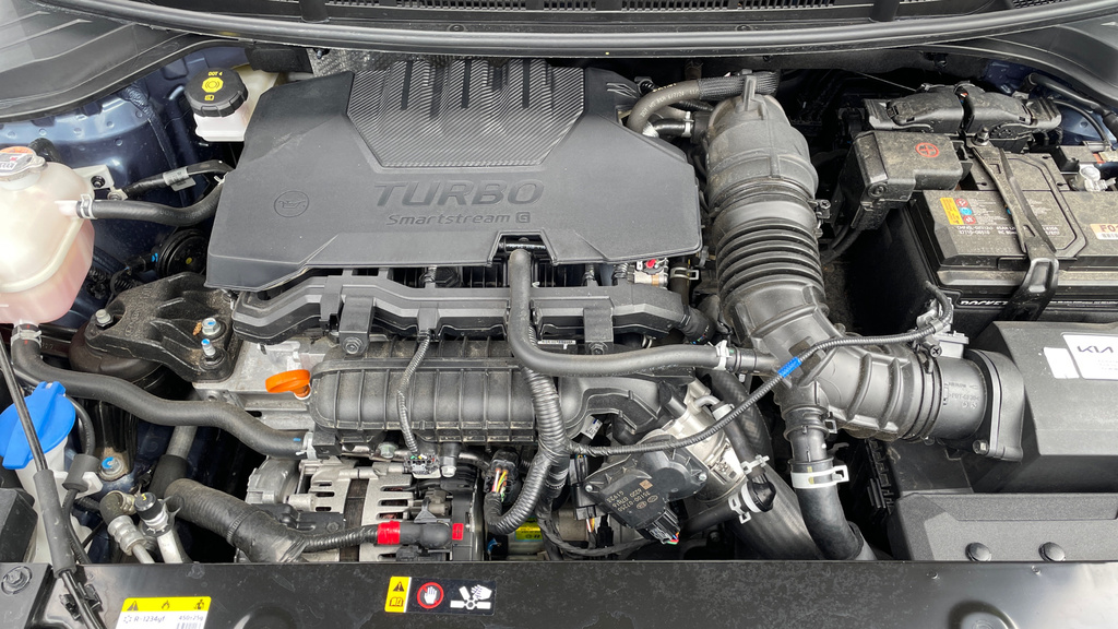 Kia Stonic 1.0T Gdi 98 2 Black #16