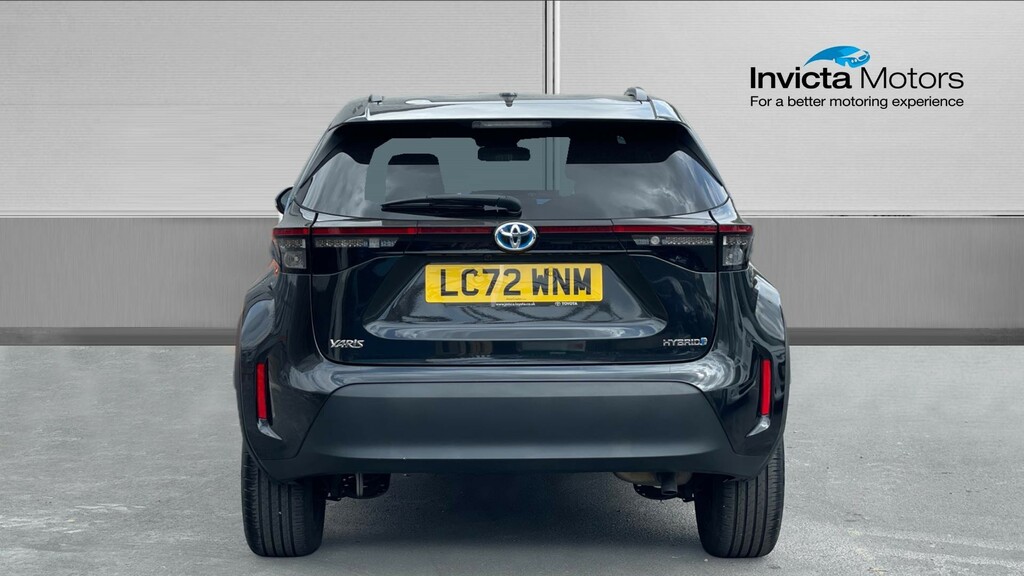 Toyota Yaris Cross Design LC72WNM Black #4