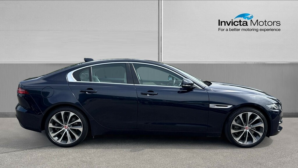 Jaguar XE Hse OW19OZS Blue #2