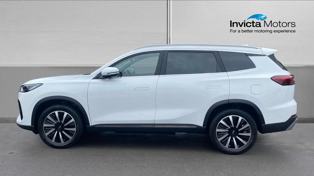 Chery Tiggo 8 Super Hybrid Summit White #5