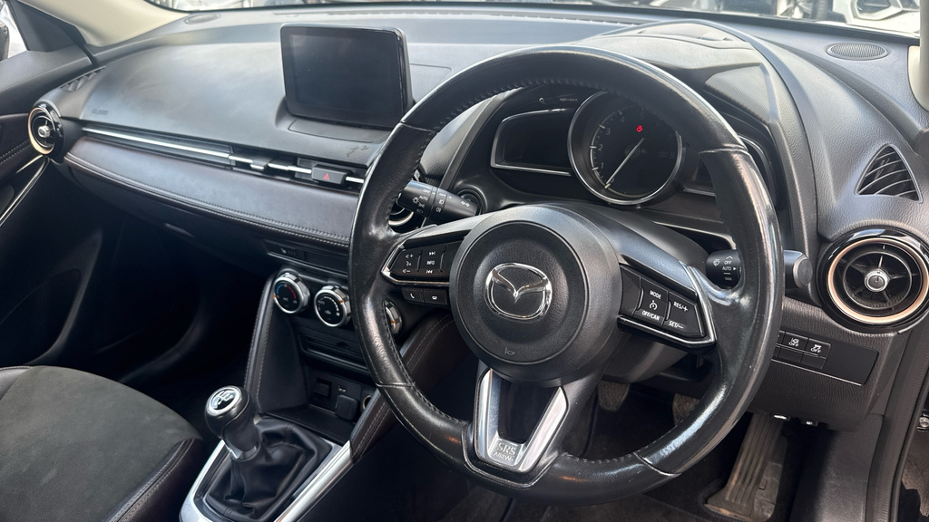 Mazda 2 1.5 Skyactiv-g Sport Black Euro 6 Ss Red #9