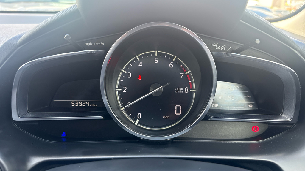 Mazda 2 1.5 Skyactiv-g Sport Black Euro 6 Ss Red #13