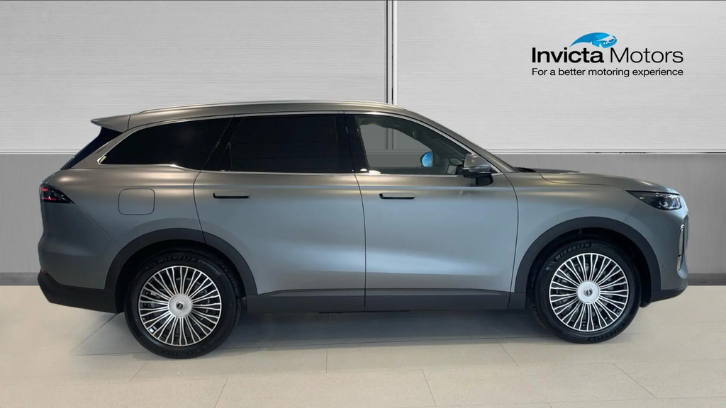 Chery Tiggo 9 1.5T Phev Summit Dht Awd Estate Black #2