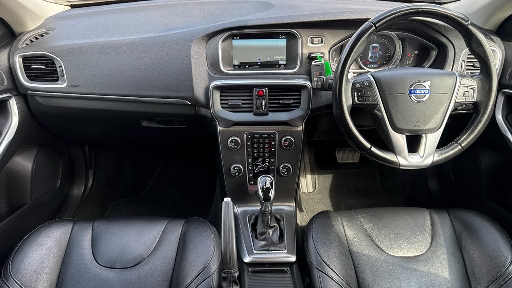 Volvo V40 1.6 D2 R-design Nav Euro 5 Ss 2014 White #11