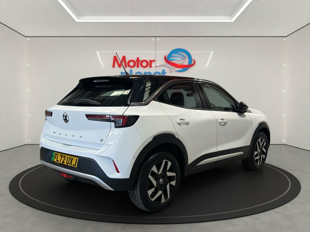 Vauxhall Mokka-e Suv FL72UXJ White #6