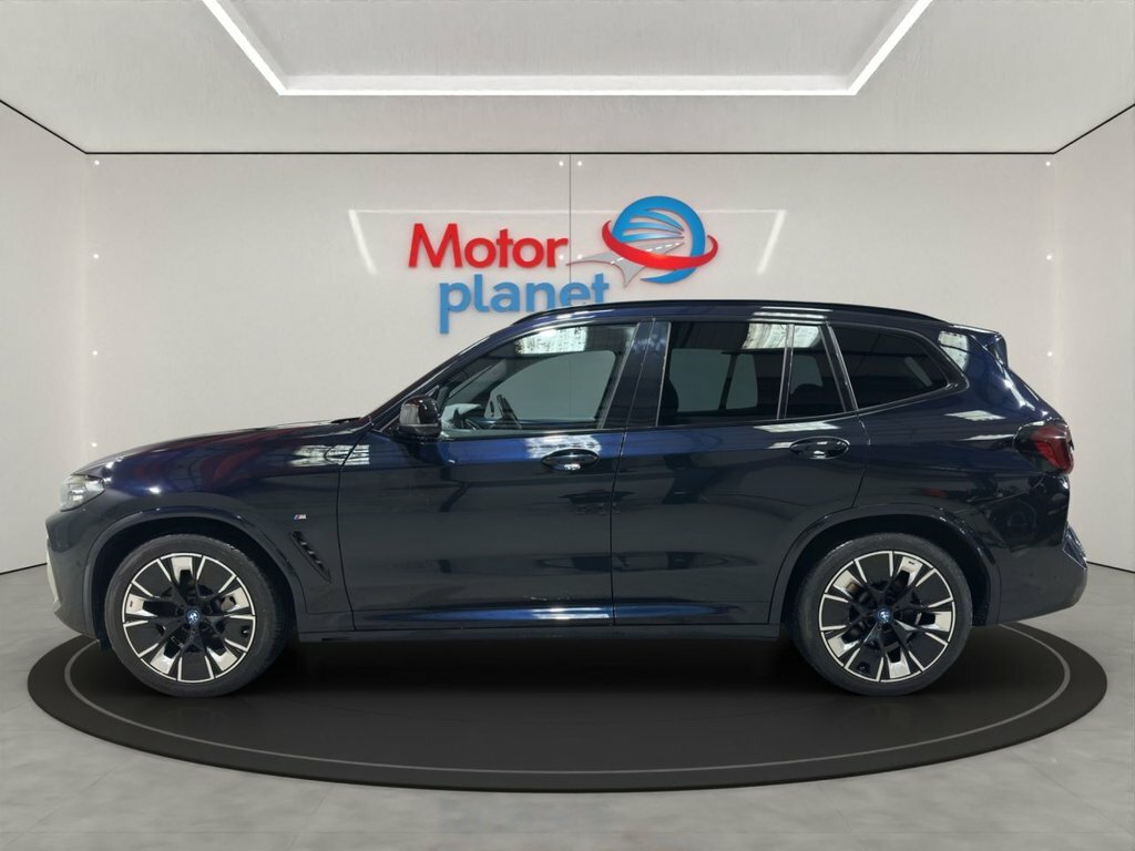 BMW iX3 Suv SH72GNU Black #4
