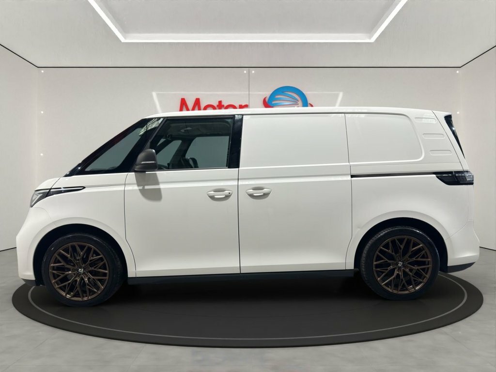Volkswagen ID.Buzz Mpv White #4