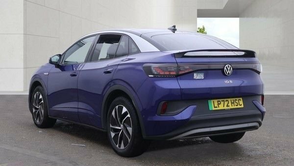 Volkswagen ID.5 Suv Blue #5